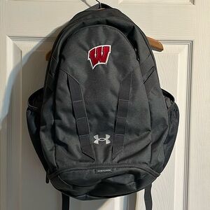 Under Armour Hustle 5.0 UNIVERSITY of WISCONSIN backpack